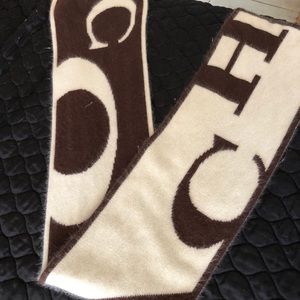 Coach Winter scarf